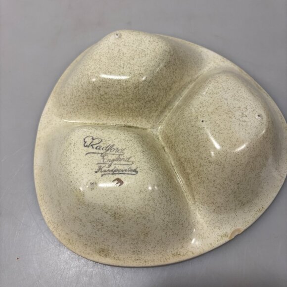 Radford Divided Ceramic Serving Dish 1970s Earth Tone Flowers Handpainted CHIP - Picture 6 of 8